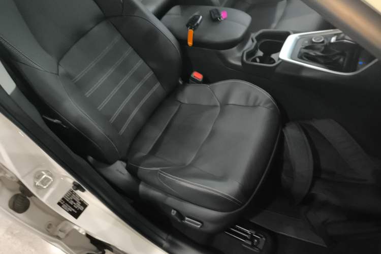 Used Toyota Wildlander 2023 Dual-Motor 2.5L E-CVT Four-Wheel Drive Prestige Edition