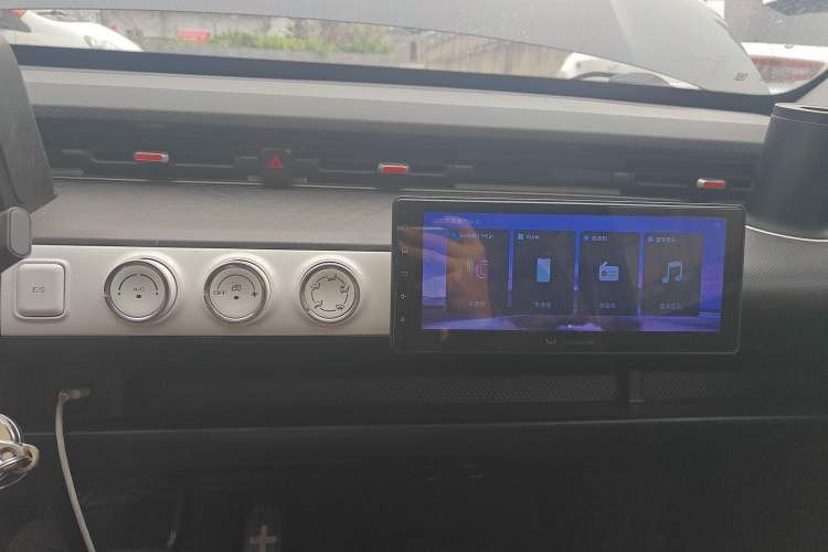 Used Wuling Hongguang MINIEV 2022 GAMEBOY 300km Enthusiast Model with Lithium Iron Phosphate