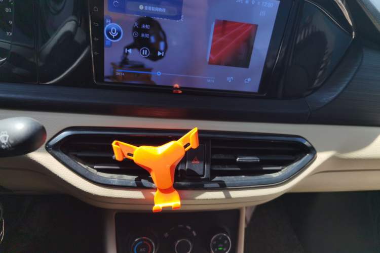 Used CHANGAN KUAYUE Xing V7 EV 2024 251 km Hatchback Comfort Version 6 Seats
