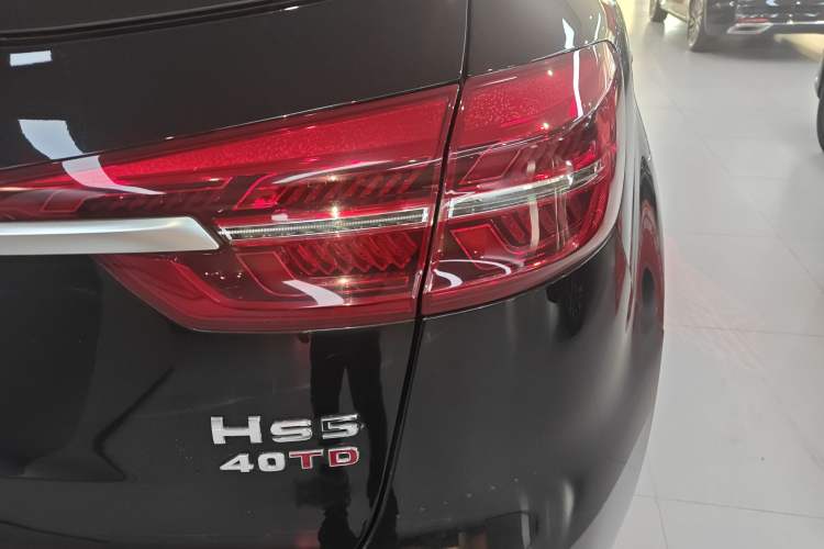 Used Hongqi HS5 2019 2.0T Smart Connect Flagship Edition Right Rear Taillight