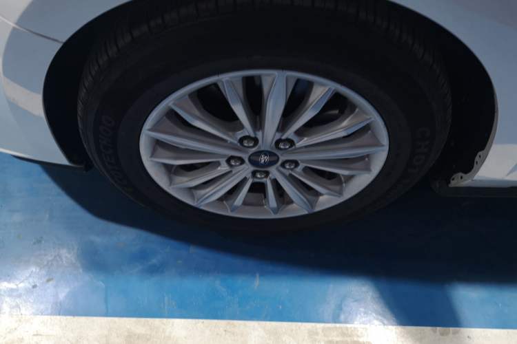 Used Ford Focus 2019 Hatchback EcoBoost 180 Automatic Trendy Model
