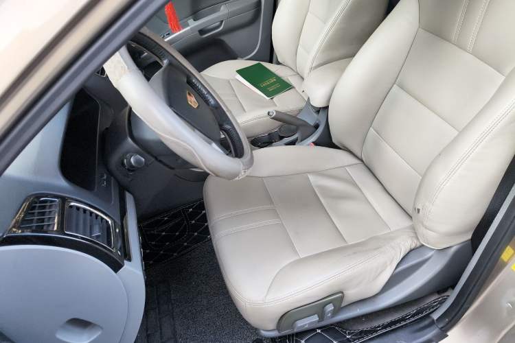 Used Geely Auto Classic Emgrand 2012 Sedan 1.8L Manual Luxury Model