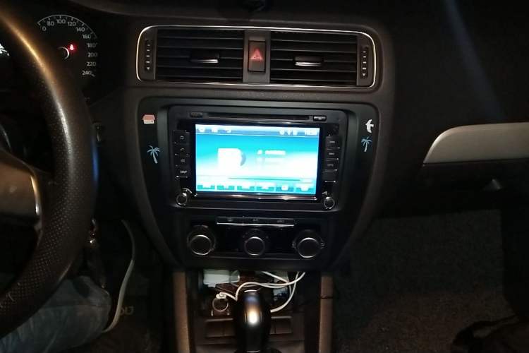 Used Volkswagen Sagitar 2014 Revised Version 1.6L Automatic Comfort Edition