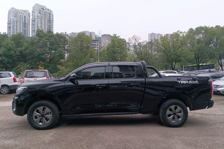 Used Great Wall Poer 2024 2.4T Commercial Version Automatic Diesel 4x4 Elite Edition