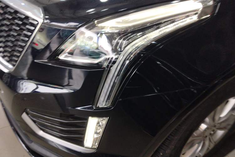 Used Cadillac XT5 2020 28T Tech Edition Left Front Headlight