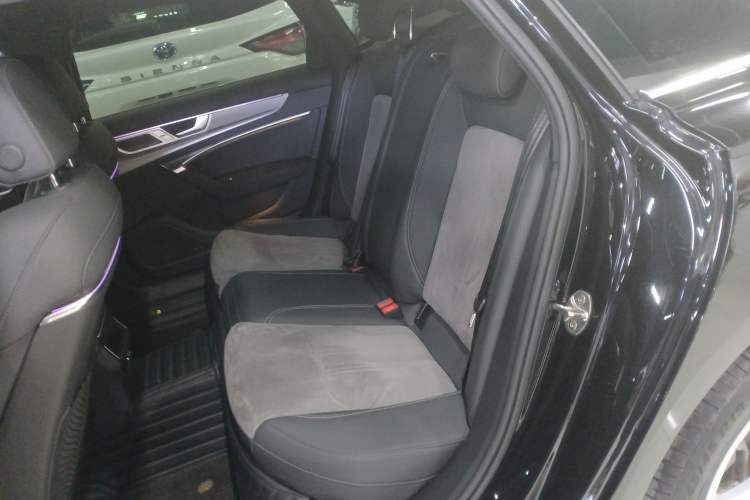 Used Audi A6L 2023 Revised 40 TFSI Luxury Dynamic Edition
