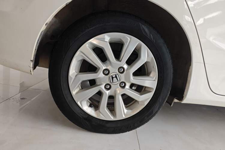 Used Honda Fit 2018 1.5L CVT Comfort Sunroof Version