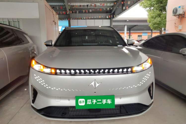 Used Dongfeng eπ eπ008 2024 210Max Range-Extended Version 6 Seats