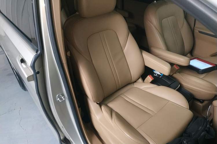 Used Buick GL8 2018 ES 28T Premium Model China VI Standard