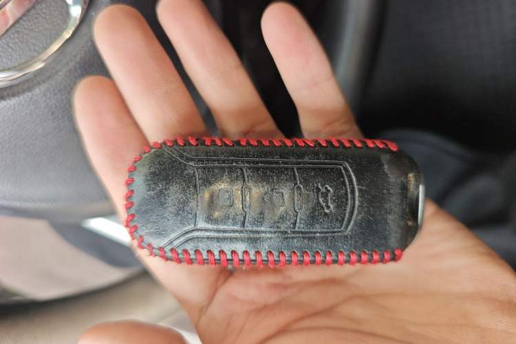 Used GAC Trumpchi GS3 2017 200T Automatic Luxury Edition Vehicle Key