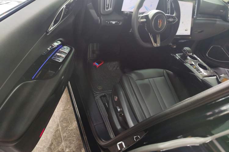 Used Hongqi HS3 2024 1.5T Shanwei Edition
