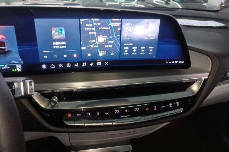 Used Cadillac LYRIQ 2022 Rear-Drive Long-Range Luxury Edition
