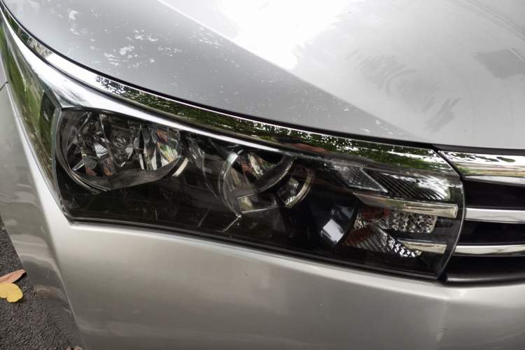 Used Toyota Corolla 2014 1.6L CVT GL-i Leather Edition Right Front Headlight