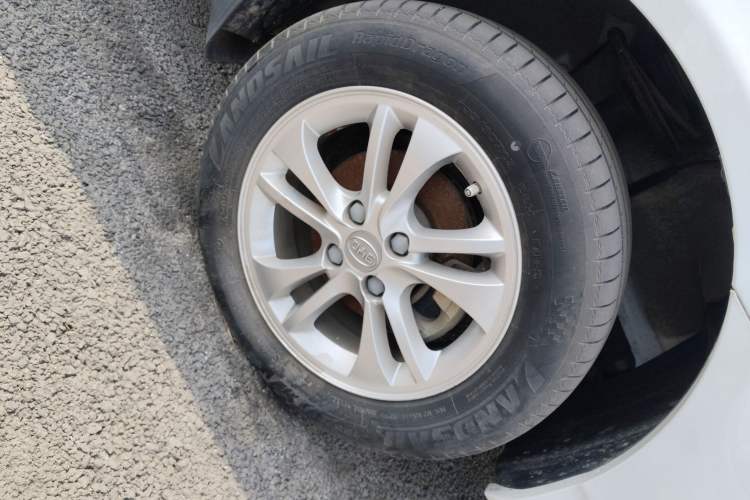 Used BYD F3 2015 Energy-Saving Edition 1.5L Manual Luxury Model
