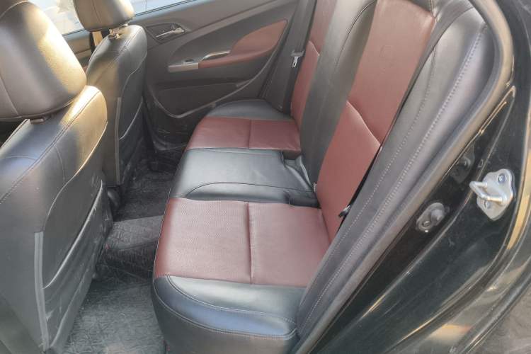 Used BYD F3 2015 Energy-Efficient Model 1.5L Manual Comfort Edition
