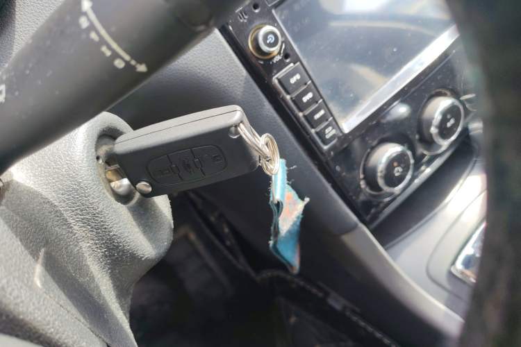 Used Peugeot 408 2013 2.0L Automatic Comfort Edition Vehicle Key