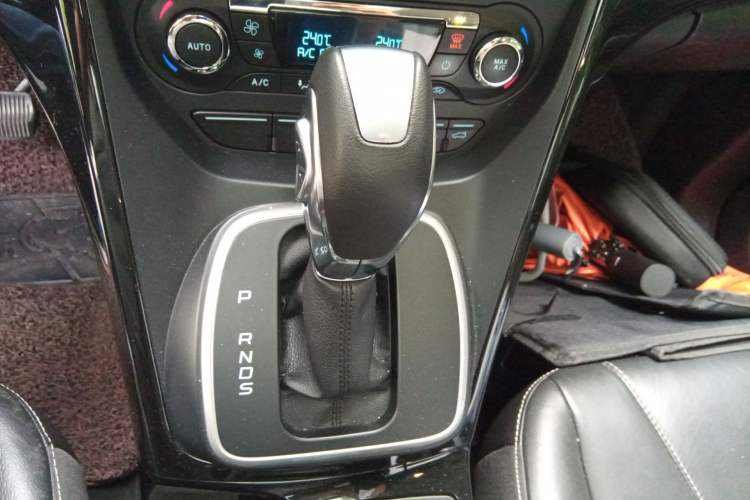 Used Ford Kuga 2013 2.0L GTDi Four-Wheel-Drive Sport Model