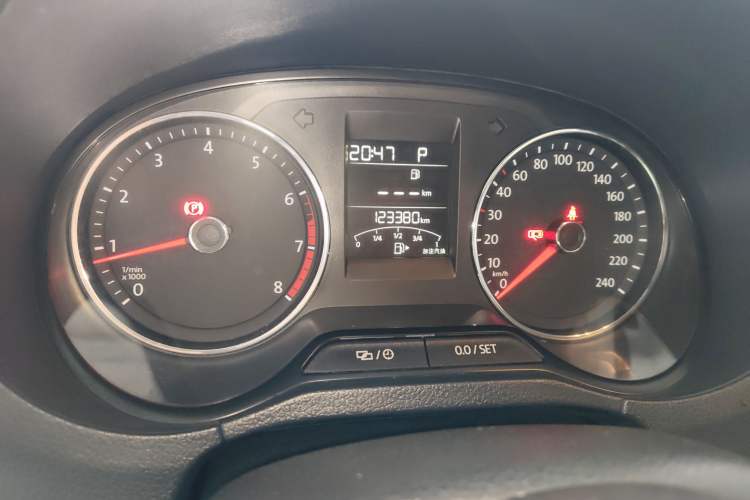 Used Volkswagen Polo 2016 1.6L Automatic Comfort Model Instrument Cluster