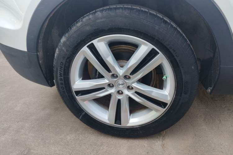 Used Zotye T700 2017 1.8T Dual-Clutch Luxury Model