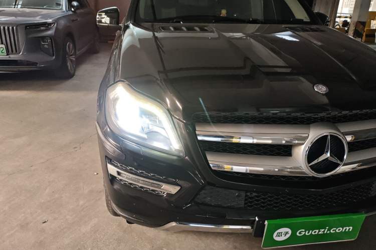 Used Mercedes-Benz GL-Class 2014 GL 400 4MATIC Dynamic Model