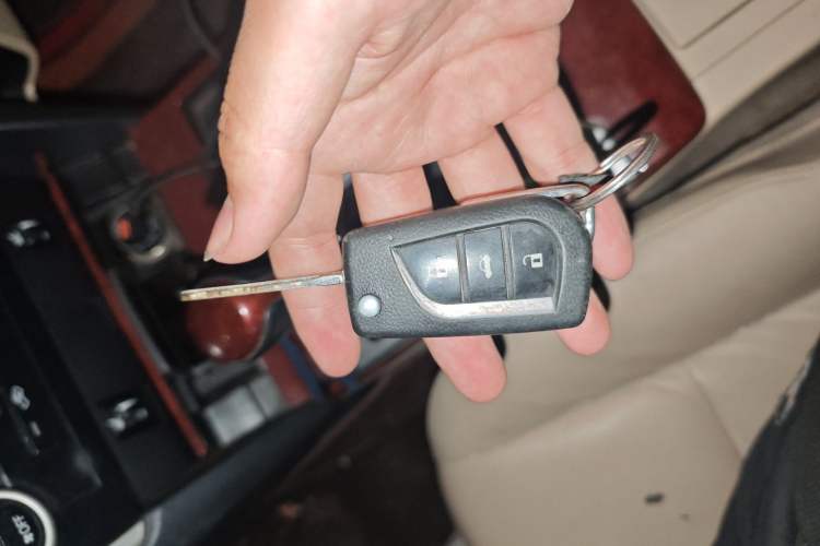 Used Toyota Camry 2013 2.5G Comfort Edition Vehicle Key