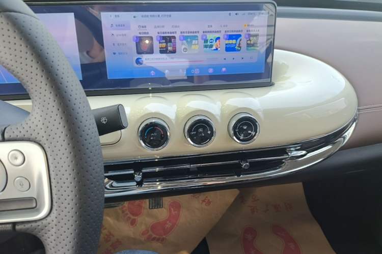 Used Wuling Bingo 2023 333 km Lingxi Connected+ Version