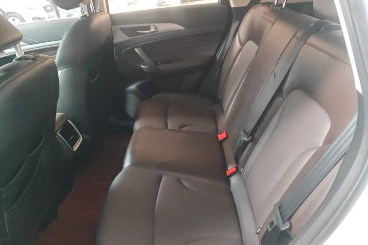 Used CHANGAN CS35PLUS 2018 1.6L Automatic Changlian Edition China V Standard
