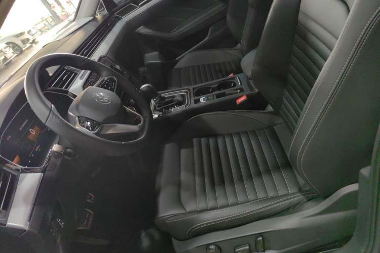 Used Volkswagen Magotan 2025 Zhongxiang Version 280TSI DSG Comfort Edition