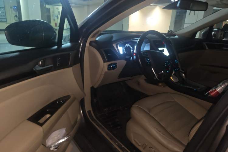 Used Ford Mondeo 2013 2.0L GTDi 200 Luxury Model