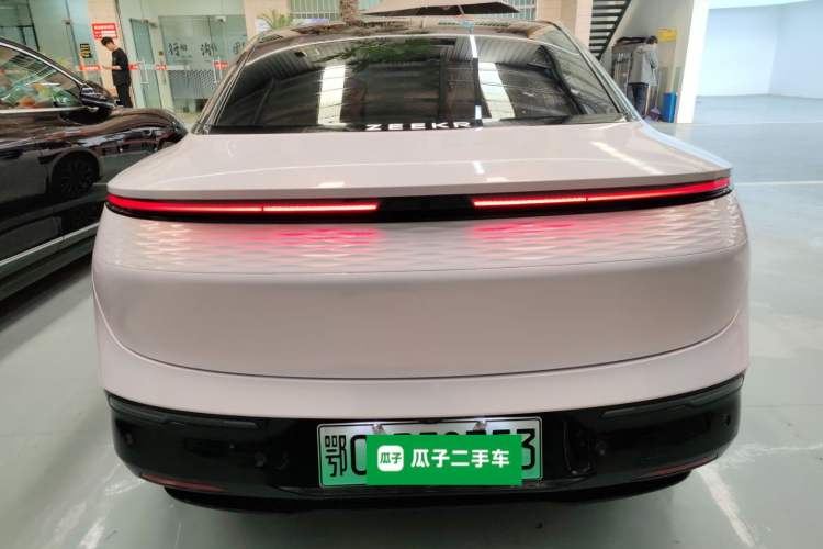 Used Zeekr 007 2024 Rear-Drive Enhanced Version 75 kWh