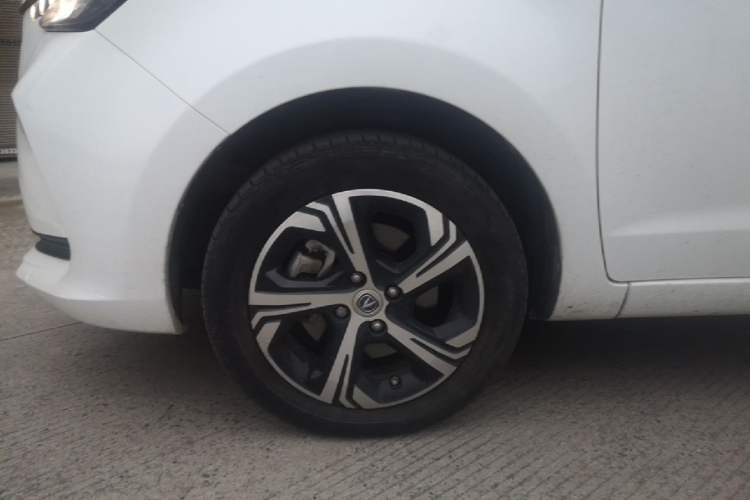Used CHANGAN Benni E-Star 2020 Xinyue Edition Lithium Iron Phosphate (31.18 kWh) Left Front Wheel Hub