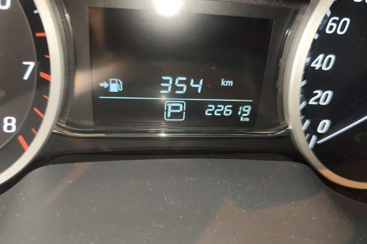 Used Nissan Sylphy 2021 Classic 1.6XE CVT Comfort Edition Odometer Close Up