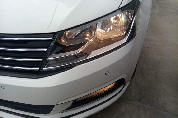 Used Volkswagen Gran Lavida 2015 1.6L Automatic Comfort Edition