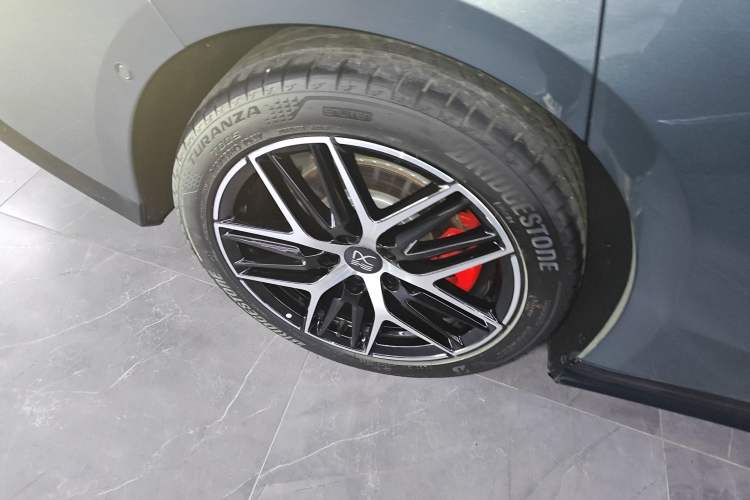 Used BYD Han L 2025 DM-p Four-Wheel-Drive LiDAR Flagship Model
