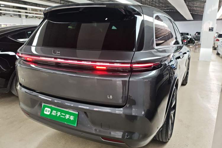 Used Li Auto L8 2023 Air model
