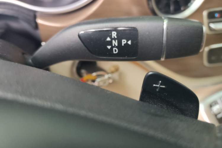 Used Mercedes-Benz V-Class 2020 V 260 L Long-wheelbase Luxury Edition
