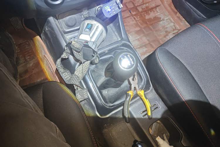 Used CHANGAN OSHAN X70A 2019 1.5L Manual Comfort Model China VI Standard
