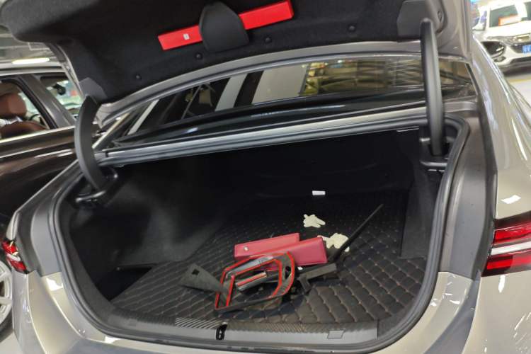 Used BMW i5 2024 eDrive 35L M Sport Package
