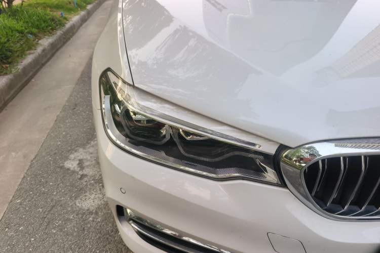 Used BMW 5 Series 2020 530Li xDrive Luxury Package Right Front Headlight