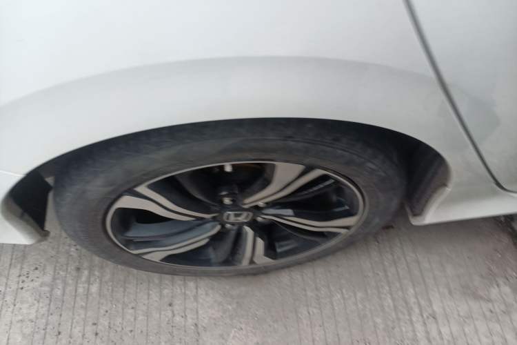 Used Honda Civic 2016 220TURBO CVT Prestige Edition
