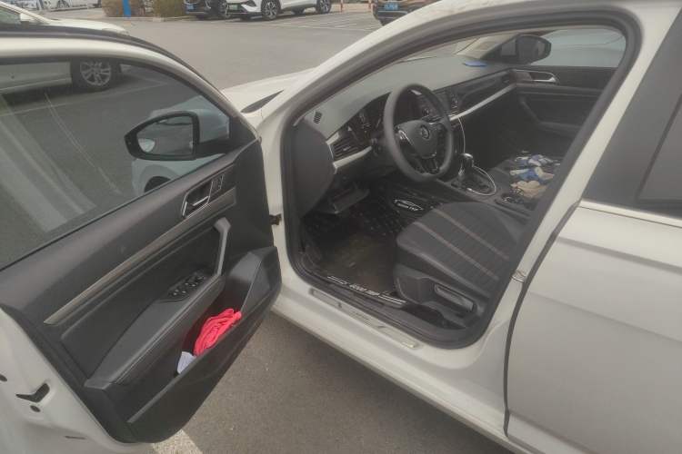 Used Volkswagen Lavida 2019 1.5L Automatic Vision Edition China VI Standard Driver Seat