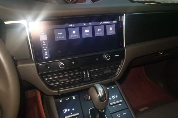 Used Porsche Macan 2022 Macan 2.0T
