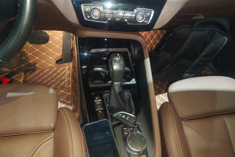 Used BMW X1 2018 xDrive20Li Luxury Model
