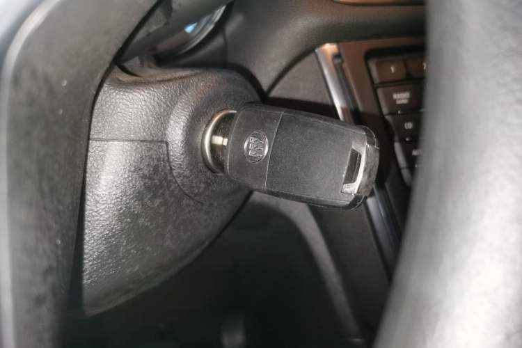 Used Buick Encore 2015 1.4T Automatic Two-Wheel Drive Urban Elite Version