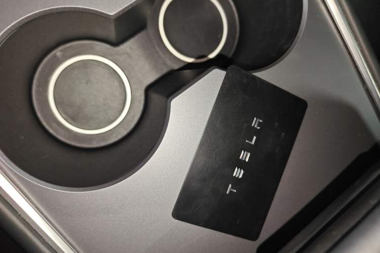 Used Tesla Model Y 2021 Revised Version 2 Long-Range All-Wheel-Drive Edition
