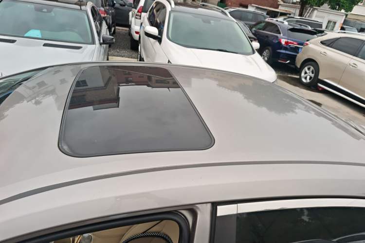 Used Toyota Corolla 2014 1.8L Manual GLX-i
