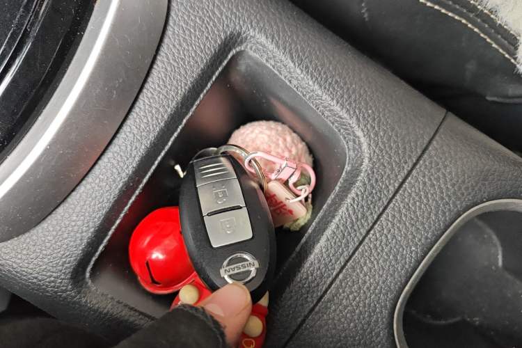 Used Nissan Tiida 2021 1.6L CVT Smart Drive Edition
