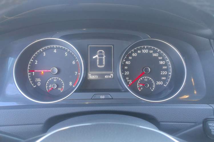 Used Volkswagen Golf 2017 230TSI Automatic Luxury Million-Vehicle Commemorative Edition