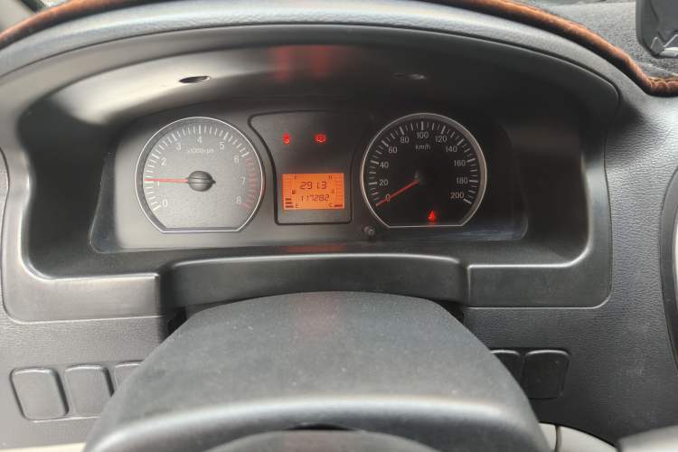 Used FORTHING Lingzhi 2015 V3 1.5L 7-seat Standard Model