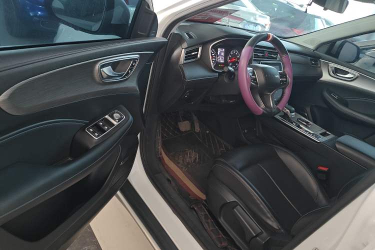 Used Roewe RX5 2022 330TGI Automatic National Style Edition